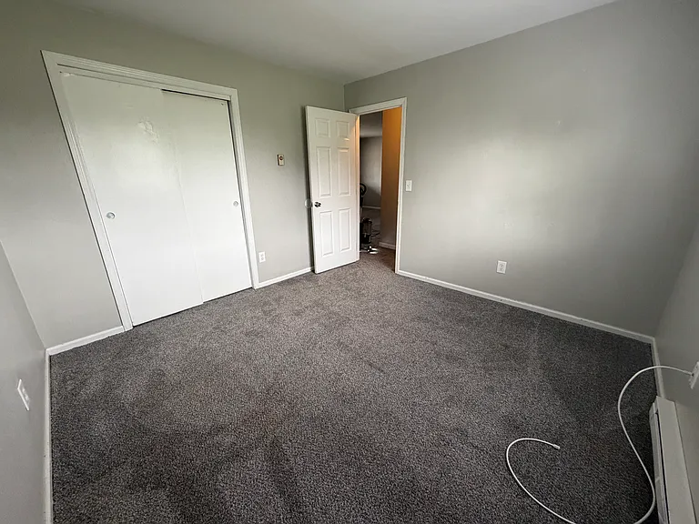 920 N Detroit St — Photo 3