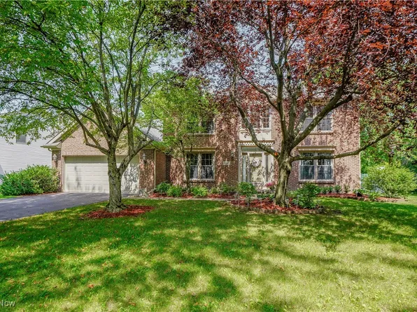 730 Hunters Run, Perrysburg, OH 43551