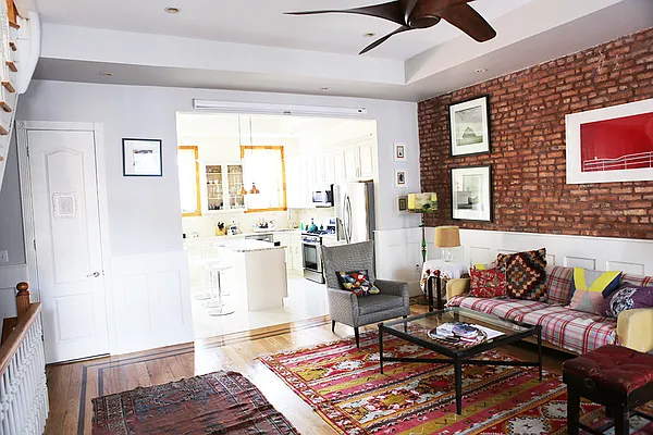 Rented by Chris Stewart, LREB | media 29