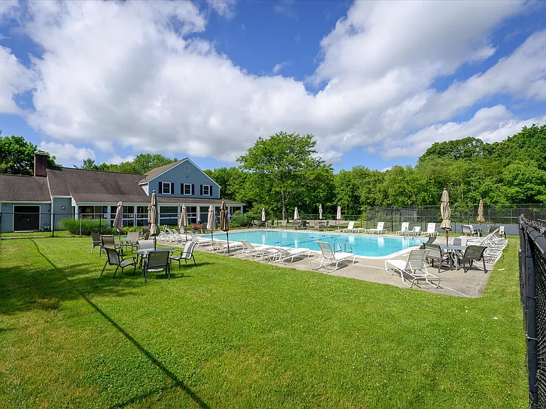 46 Winterberry Cir — Photo 19