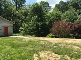 2862 Parker Dr, Metropolis, IL 62960