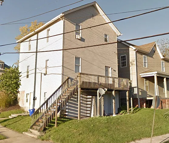 221 Park St S — Photo 12