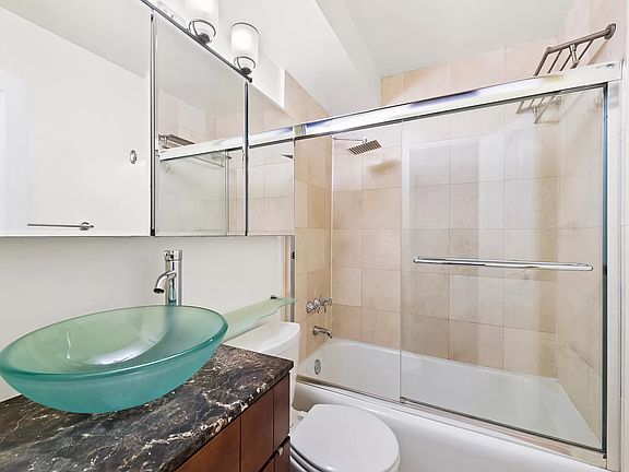 5th image of 209 E 56th St APT 9K