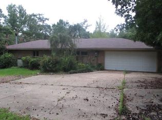 1145 Barnes Rd, Jena, LA 71342
