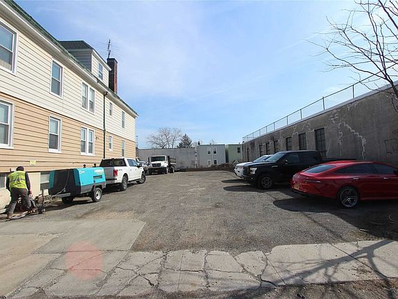 2nd image of 18-25 128th St