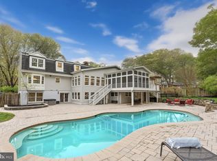 5820 Fitzhugh St, Burke, VA 22015