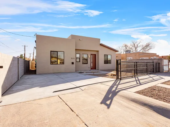 520 Bellamah Ave NW, Albuquerque, NM 87102