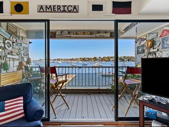 4th image of 41 Wharf Path Unit 41