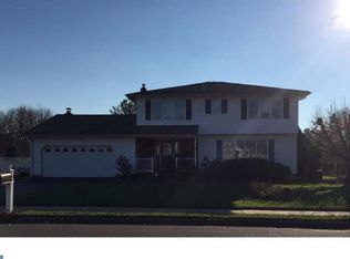 27 Peter Rafferty Dr, Hamilton, NJ 08690