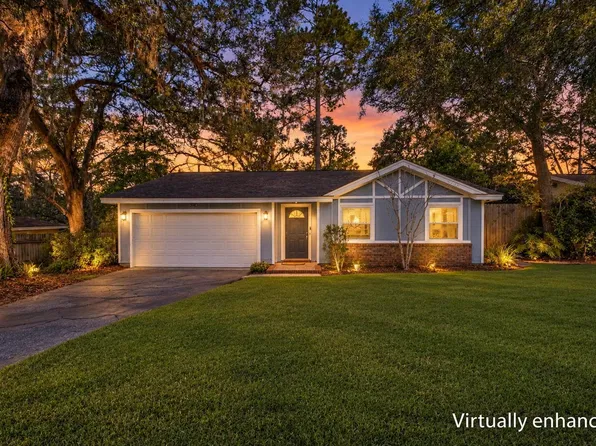 1820 Doric Dr, Tallahassee, FL 32303