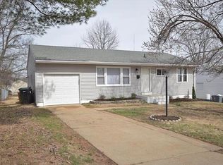 7621 General Sherman Ln, Saint Louis, MO