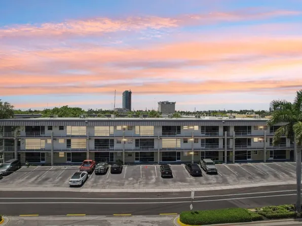 250 Layne Boulevard #113, Hallandale Beach, FL 33009