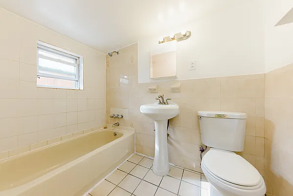 Rented by Bah Realty Group LLC | media 4