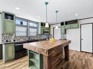 600 Newsom Rd, Azle, TX 76020