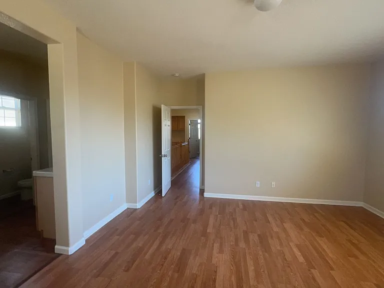 3548 Santa Maria Ave — Photo 19
