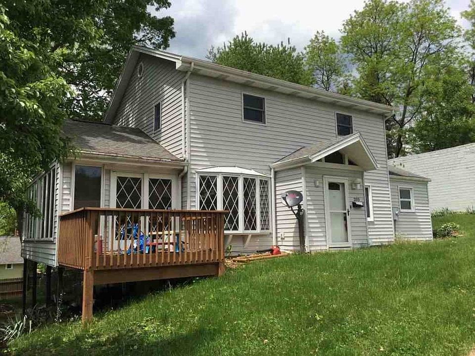 1st image of 203 Home St