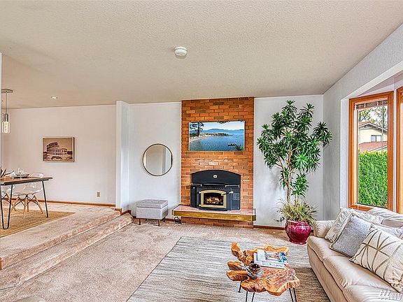 Formal living room