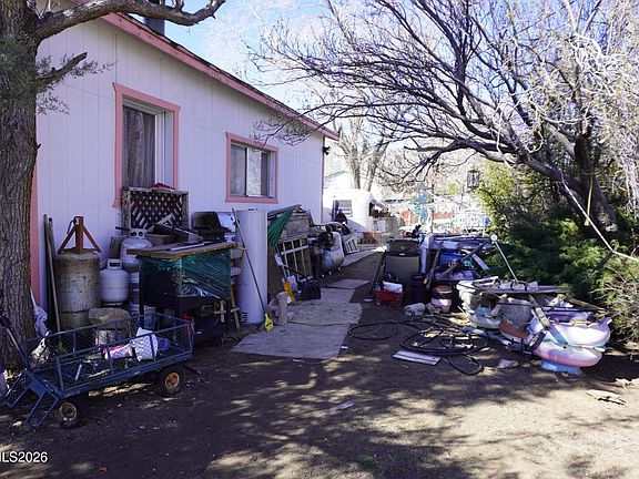 4th image of 185 Kennedy Dr