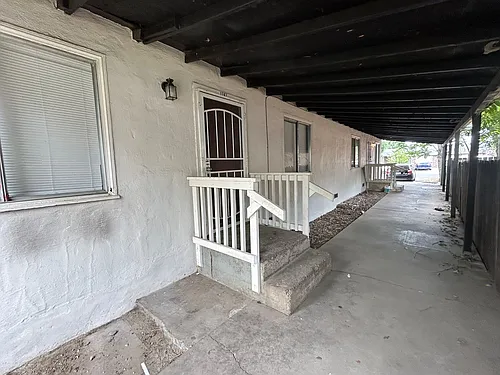 1747 Bonnie Brae Ave Photo 1
