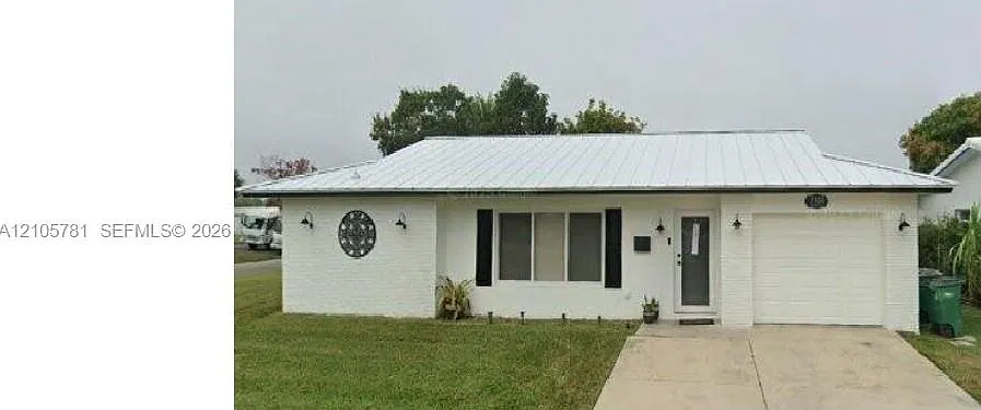 7101 NW 68th St