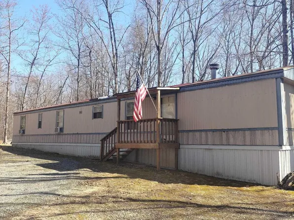 101 Whisperridge Ct, Moneta, VA 24121