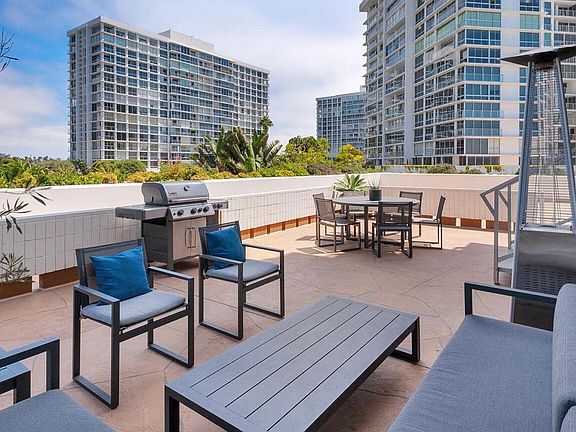 3rd image of 1760 Avenida Del Mundo Unit 109