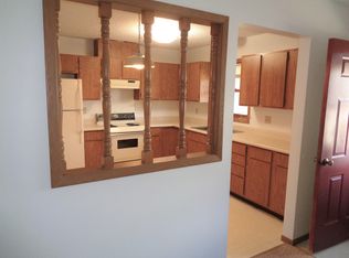 403 Iowa St #16050533, Hiawatha, KS 66434
