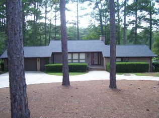 124 Pine Ridge Dr, Whispering Pines, NC 28327