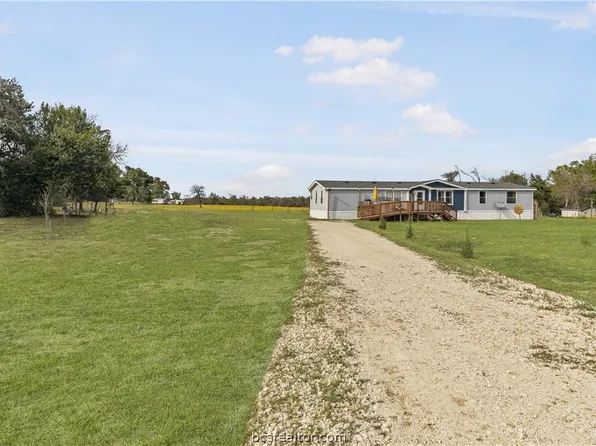 8283 Blue Fire Ln, Franklin, TX 77856