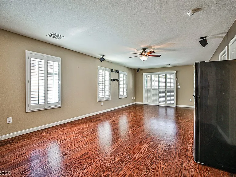 10131 Hollis Mountain Ave — Photo 27
