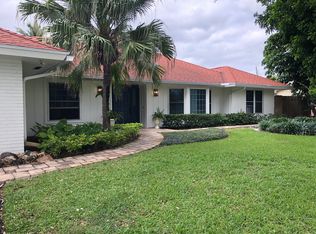 47 Pine Tree Pl, Tequesta, FL 33469