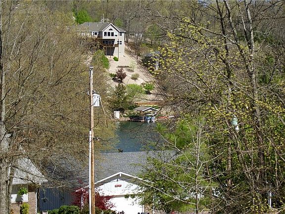 5th image of 54 Portsmouth Dr