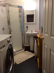 Rented by R New York