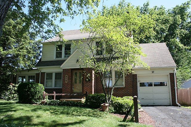 1st image of 516 Westview Blvd