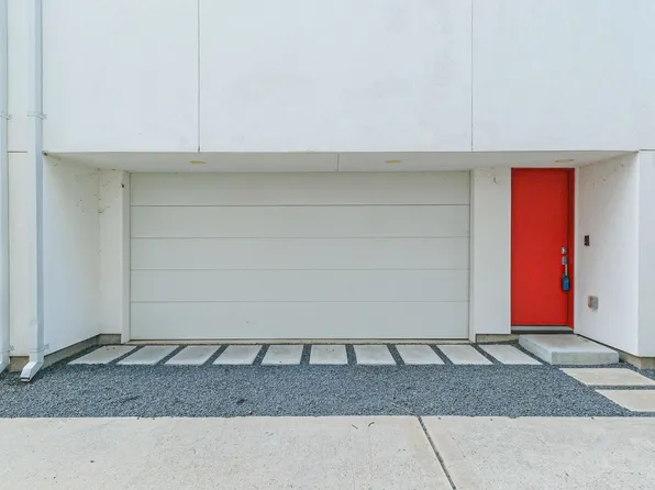 1157 W 18th St, Houston, TX 77008