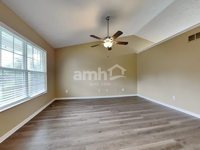 283 Deer Creek Dr — Photo 5