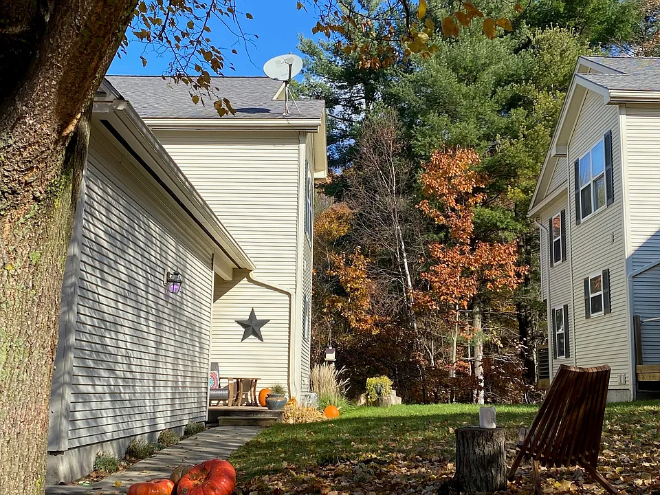 201 Juniper Dr
