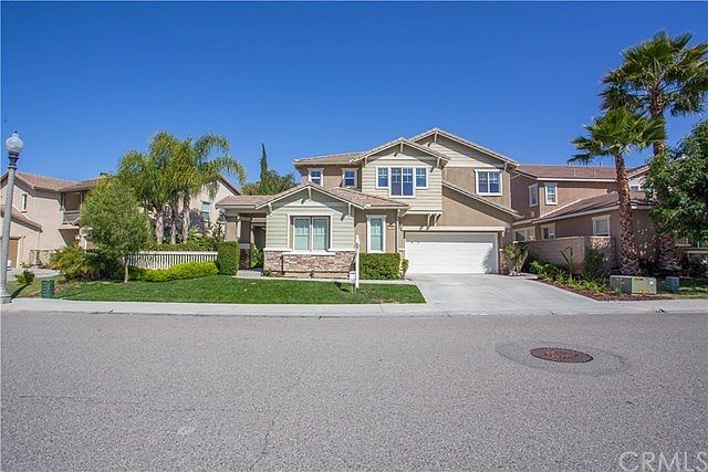 Curb appeal shows pride of ownership.