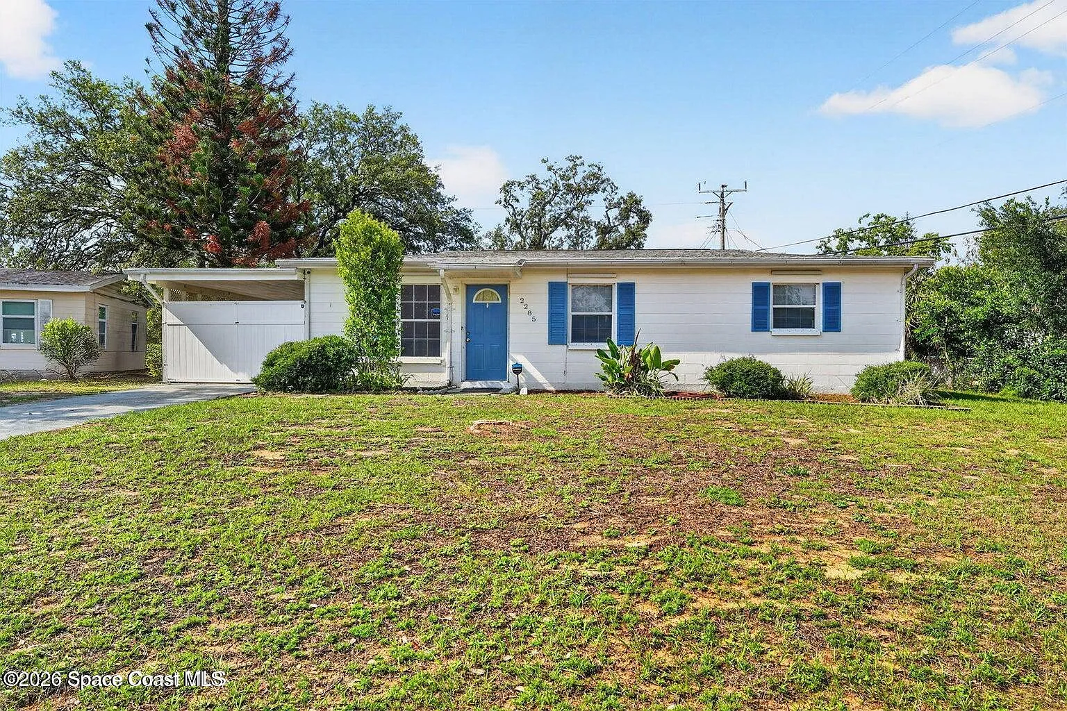 3 bed, 1.0 bath, 920 sqft, $1,750 — Photo 1