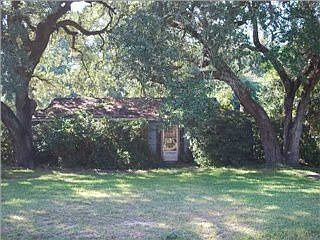 2nd image of 10560 Oak Ave
