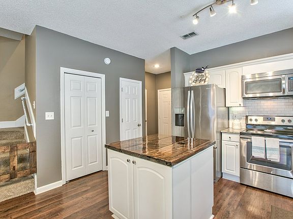 4th image of 5099 Mint Hill Ct