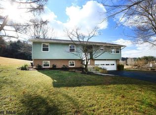 400 Spring Lea Dr, State College, PA 16801