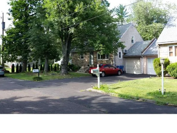 1145 Forest Ave, Lansdale, PA 19446