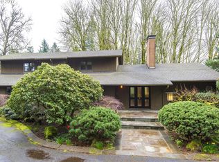 1285 S Military Rd, Portland, OR 97219