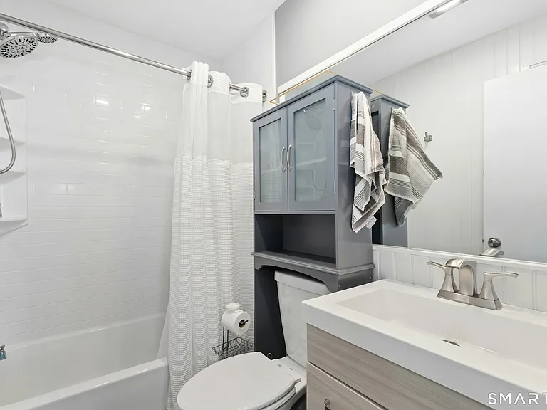 27 Milford Point Rd — Photo 15