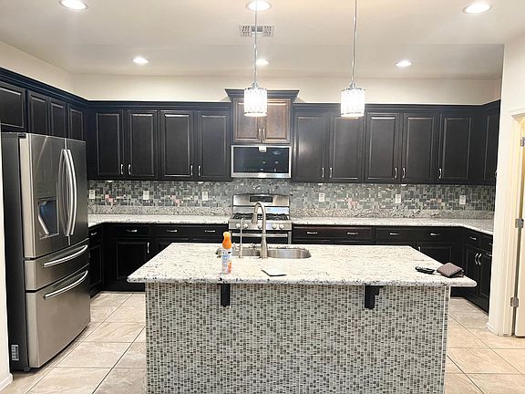 4th image of 26834 N 99th Dr
