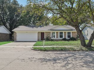 525 Southlake Dr, Forney, TX 75126