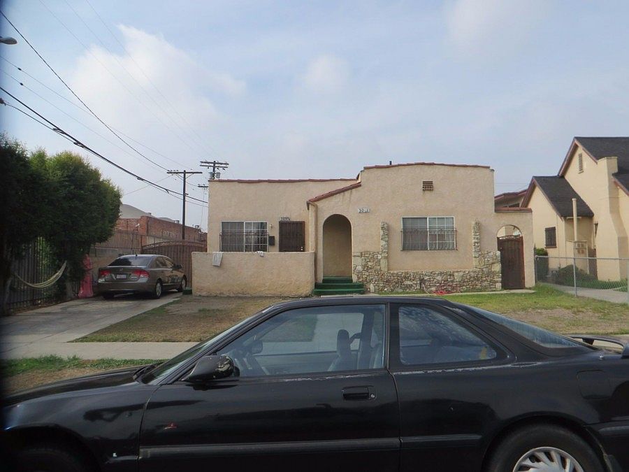 1st image of 3051 12th Ave