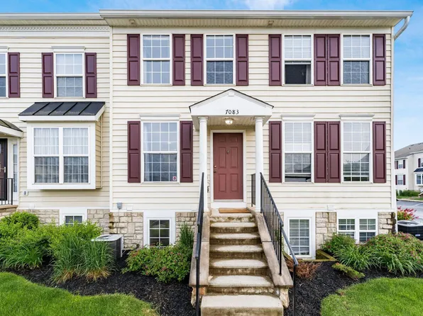 7083 Gallant Fox Dr #4, New Albany, OH 43054