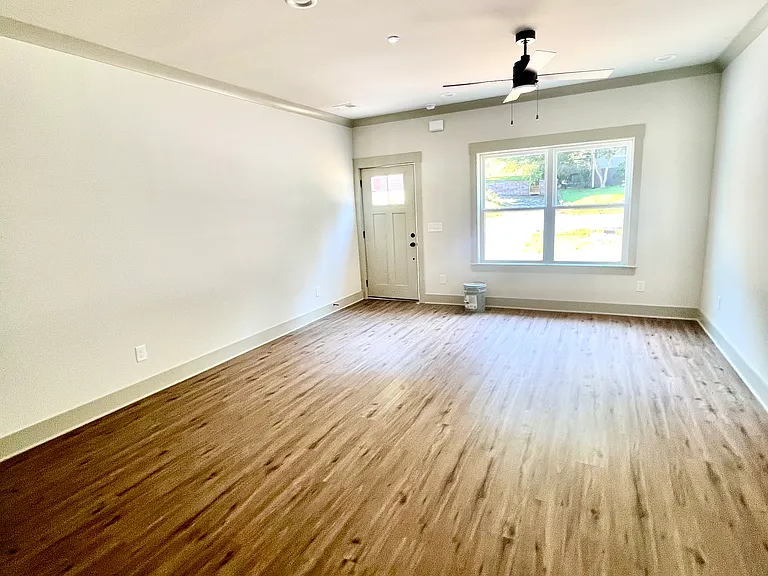 3511 Lamar Ave #A — Photo 6